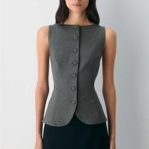 Aritzia Ponteflex Risette Vest